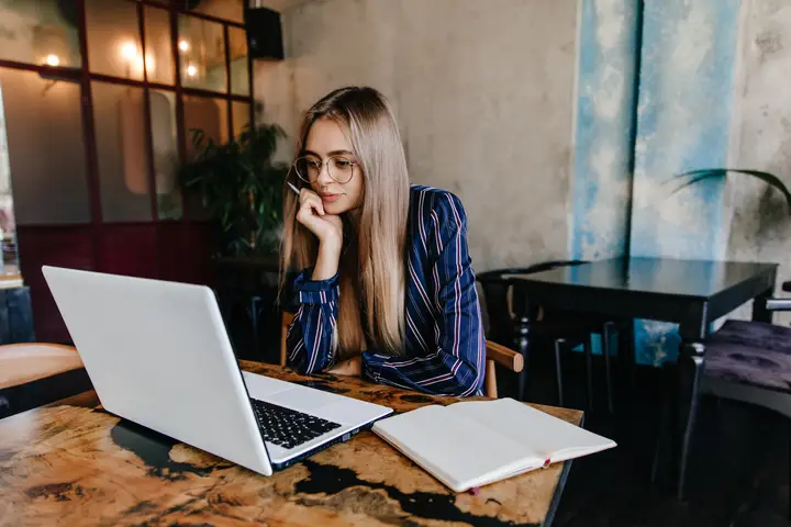 How Web Design Impacts User Experience and Drives Conversions